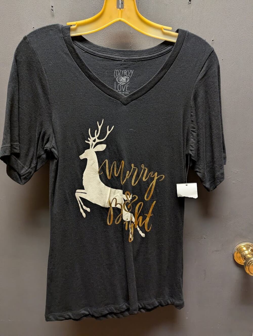 Cozy Rozy Size Large Black Reindeer Merry and Bright holiday Tshirt NEW light
